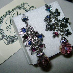 KIRKS FOLLY NEW/RARE/SIGNED 2X "GRAPE LEAVES W/CRYSTALS & SILVERTONE EARRINGS"